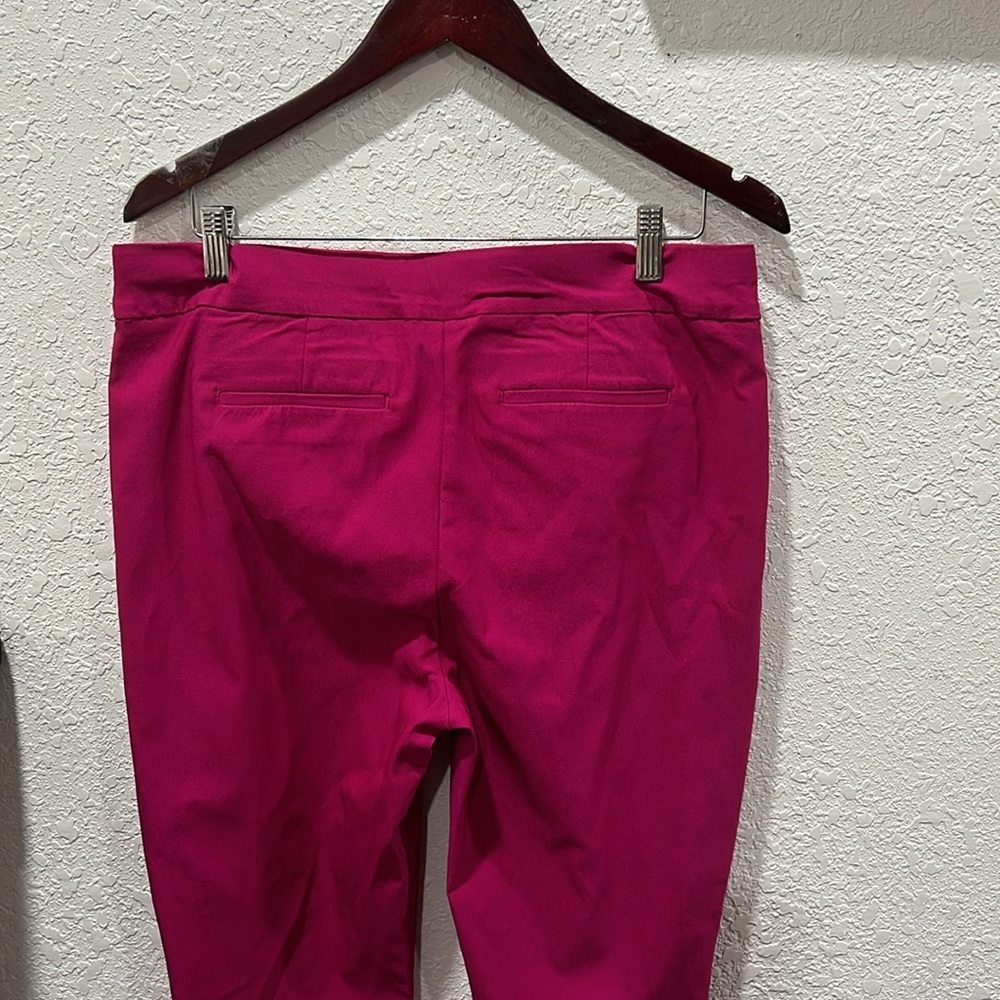 CHICOS dark fuchsia bottoms size 2 GUC - Picture 7 of 10
